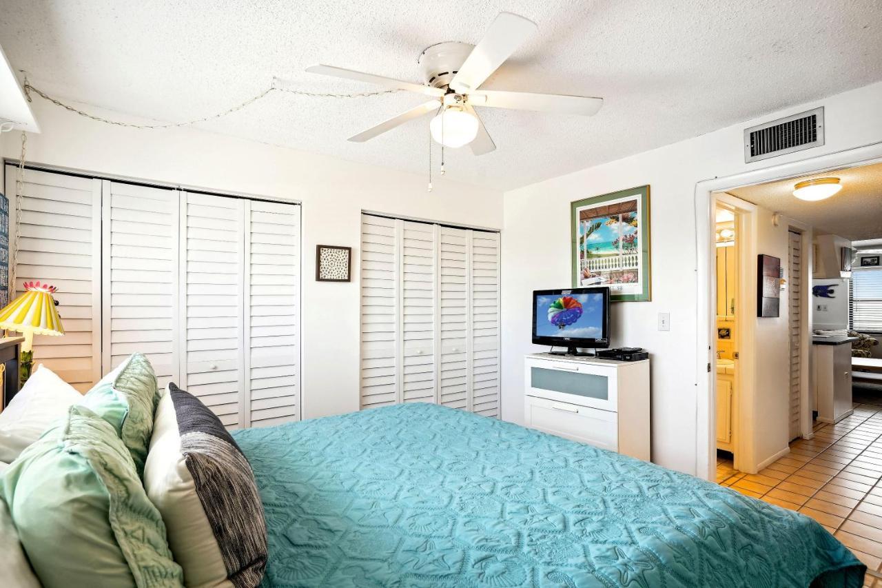 Sunset Chateau 409 St. Pete Beach Extérieur photo