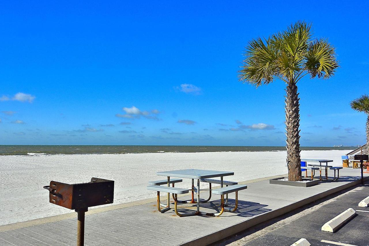 Sunset Chateau 409 St. Pete Beach Extérieur photo